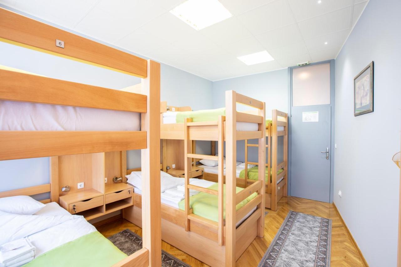 Hostel Amd Belgrade Exterior photo